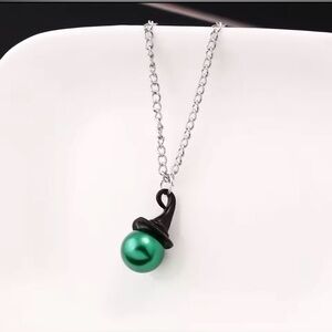 Wicked Witch Of The West Green Faux Pearl Pendant Necklace Finish Silver Tone